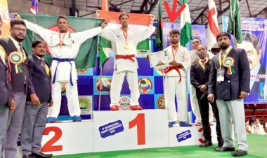 अंतरराष्ट्रीय कराटे प्रतियोगिता में जय प्रकास ने बढ़ाया सुरजपुर जिले का मान .. तृतीय स्थान प्राप्त कर किया मैडल हासिल....