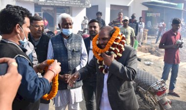 छत्तीसगढ़ मेडिकल कॉरपोरेशन अध्यक्ष की प्रथम आगमन पर लखनपुर में कांग्रेसियों ने किया भव्य स्वागत