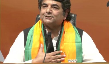कांग्रेस को बड़ा झटका: BJP में शामिल हुए कांग्रेस नेता RPN सिंह.... पहली बार MP बनते ही कांग्रेस ने बनाया था केंद्रीय मंत्री.... राजा साहब कहते हैं लोग.... मोदी-योगी की तारीफ कर बोले ये.... जानें कौन हैं कांग्रेस और गांधी परिवार के 'वफादार' रहे आरपीएन सिंह.... देखें VIDEO.....