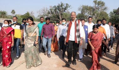 सांसद सुनील सोनी ने विधायक बृजमोहन अग्रवाल के साथ किया रायपुर स्मार्ट सिटी लि. के कार्य योजनाओं का निरीक्षण, निरीक्षण भ्रमण के दौरान एमडी अभिजीत सिंह भी थे साथ