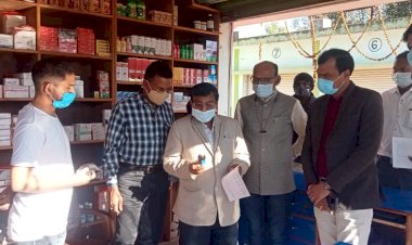 दुर्ग संभागायुक्त महादेव कावरे ने किया कबीरधाम जिले का औचक निरीक्षण