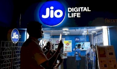 JIO का ऐलान: Reliance JIO ग्राहकों के लिए खुशखबरी.... कंपनी ने 2 दिन का फ्री अनलिमिटेड प्लान देने का किया ऐलान.... पढ़िए पूरी खबर.......