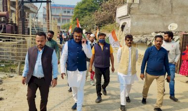 प्रयागराज के केंद्रीय पर्यवेक्षक रेखचंद जैन ने करैली बाग,साऊथ मलाका एवं तुलसीपुर में किया घर घर प्रचार
