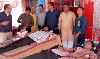 हनुमान मंदिर स्थापना दिवस के अवसर पर 25 भक्तों ने किया रक्तदान