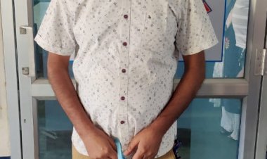 थाना सरायपाली की बड़ी कार्यवाही करोडो के अवैध खैर लकड़ी तस्करी का फरार मुख्य आरोपी के साथ सहयोगी गिरफ्तार पढ़े पूरी खबर