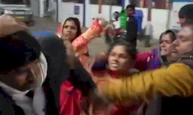 बहन ने जहर खाकर कर ली आत्महत्या.... साली ने की जीजा की बेदम पिटाई.... बहन की मौत के बाद ससुराल वालों पर लगाया दहेज प्रताड़ना का आरोप.... जिला अस्पताल में जमकर हंगामा......