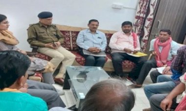 तीन दिन के भीतर ज़रूरत के मुताबिक़ मिलेगी खाद कलेक्टर से सकारात्मक चर्चा के बाद शांत हुए किसान पढ़े पूरी खबर