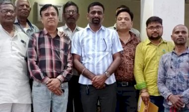 CG BEMETARA:छत्तीसगढ़ श्रमजीवी पत्रकार संघ ईकाई बेमेतरा के  साजा ब्लॉक का हुआ गठन कृष्णा राठी बने अध्यक्ष ...पत्रकार भवन निर्माण को लेकर बनी सहमति