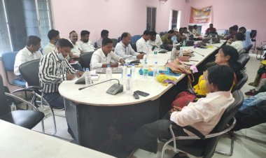 पंचायत सचिवों का एक सूत्रीय मांग परीक्षा अवधि पश्चात शासकीय करण