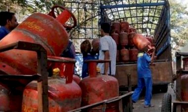 खुशखबरी: चुनाव खत्म.... फिर से बढ़ सकतें हैं LPG सिलेंडर के दाम.... होली से पहले 634 रुपये में घर लाएं घरेलू एलपीजी सिलेंडर.... जानिए कैसे मिलेगा लाभ.....