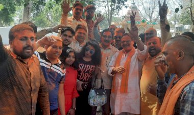 पूर्व गृहमंत्री रामसेवक पैकरा  के उपस्थिति में  कुशाभाऊ ठाकरे जी का जन्म शताब्दी वाड्रफनगर में  मनाया गया