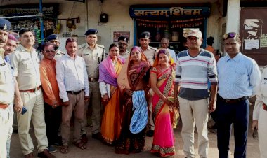 ब्रेकिंग न्यूज़: ग्रामीण क्षेत्र में होली के पर्व को शांतिपूर्वक मनाने के लिए पुलिस अधीक्षक एवं अतरिक्त पुलिस अधीक्षक ग्रामीण ने निकाला फ्लैग मार्च........ सभी जगहों पर रहेंगी पुलिस की पैनी नजर...... सभी गांव में शांति पूर्वक होली मानने को किया गया आग्रह.......