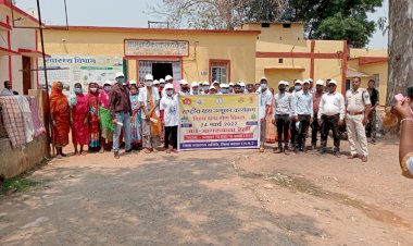 महारैली निकालकर टीबी के प्रति किया गया जागरूक जॉइंट डायरेक्टर डॉ.ए.आर.गोटा द्वारा टीबी प्रचार रथ को दिखाई हरी झंडी