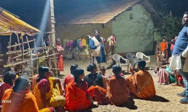 मुक्ति मोर्चा व जनता कांग्रेस जे के नेता नवनीत चांद  पहुंचे तुरेनार ग्रामपंचायत  , चौपाल लगा ,सुनी जनता की समस्याएं  - अजय बघेल