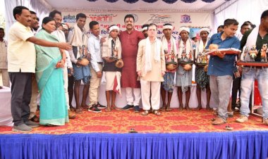 जननायक “वीर गुण्डाधुर