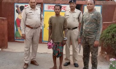 घरेलू विवाद ब्रेकिंग :- अपनी पत्नी मंगलदेई पति हेमराज यादव जाति राउत उम्र 30 वर्ष निवासी धनपुर जामगुड़ा को टंगिया से गले में मार कर चोट पहूंचा कर हत्या कर दिया