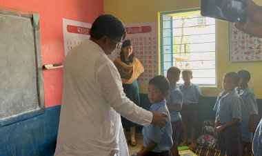 औचक निरिक्षण में मनेंद्रगढ़ MLA के पहुचने के बाद दूसरे दिवस ही जीर्णोधार के लिए जारी हुई.1.85 लाख रुपए…….