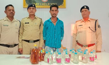 अवैध देसी शराब विक्रेता चढ़ा कोतवाली पुलिस के हत्थे, आरोपी को 7 लीटर देसी शराब सहित किया गया गिरफ्तार