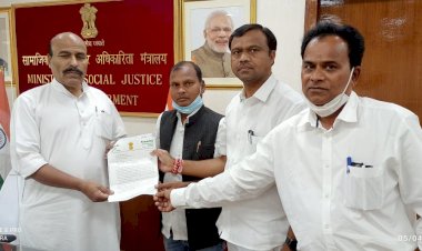 सांसद बैज के साथ केंद्रीय मंत्री से मिला माहरा समाज,आरक्षण की मांग