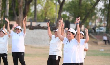 'मोर पावर टू यू' - नारी शक्ति को बढ़ावा देने के उद्देश्य से SECL में फ़्रेंडली क्रिकेट मैच का आयोजन... गुलज़ार हुआ इंदिरा विहार स्पोर्ट्स ग्राउंड, टीम ए की बल्लेबाज़ी से विपक्षी पस्त, दस विकेट से टीम बी को दी शिकस्त....