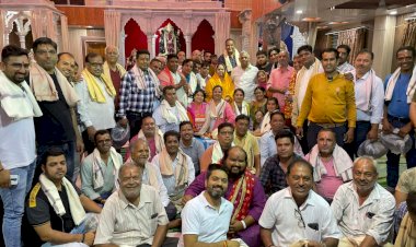 सिंधी समाज के समाज सेवियों को किया सम्मानित