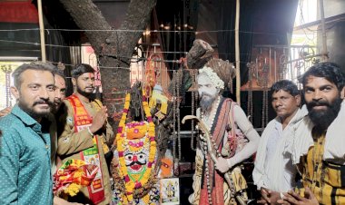 दिगंबर 1008 खुशाल भारती जी महाराज ने मसानिया भैरूनाथ मंदिर में किए दर्शन