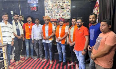 किशन जाट व विक्की ब्यावट का माला व साफा पहनाकर किया अभिनंदन