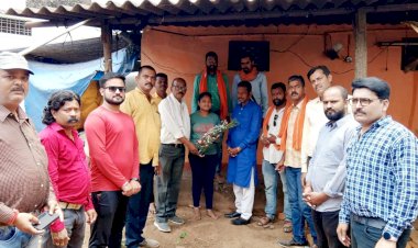 भारतीय जनता पार्टी नगर मंडल द्वारा किया गया बहन कु.प्रिया निषाद का सम्मान