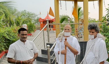 CG:श्रमण संघ के युवाचार्य महेन्द्र ऋषि म.सा.बलराम वाटिका डोंगीतराई में रूके और मांगलिक दिये