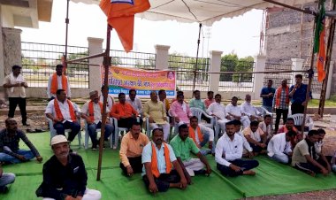 छत्तीसगढ़ में पिछड़ा वर्ग को 27 % आरक्षण के लिए भाजपा पिछड़ा वर्ग मोर्चा ने दिया धरना