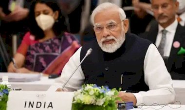 भारत के अन्य अधिकारी तथा जापानी पक्ष के लोग मास्क पहने हुए हैं, लेकिन पीएम मोदी मास्क नहीं पहने है, इस पर तरह-तरह के कमेंट आने लगा.