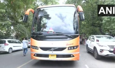 राज्यसभा चुनाव ब्रेकिंग : क्रॉस वोटिंग का डर…कांग्रेस विधायकों को लाया जा रहा है राजधानी...कांग्रेस को राज्यसभा सीट बचाने की चिंता…..रायपुर के होटल व कुछ रिसार्ट में ठहराने की तैयारी ,एयरपोर्ट पर बढ़ाई गई सुरक्षा…जाने क्या है गणित और संख्या बल …