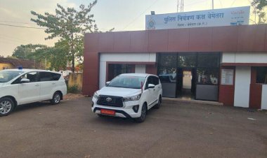 CG:बेमेतरा जिले की बड़ी खबर:एके मल्टी स्पेशलिस्ट हॉस्पिटल में एक नक्सली गिरफ्तार..हास्पीटल को किया गया सील