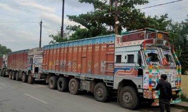 एनजीटी का उल्लघंन करने वाले रेत से लदे 3 ट्रकों को पुलिस ने पकड़ कार्यवाही के लिए खनिज विभाग को किया सुपुर्द....एनजीटी का उल्लघंन करने वाले नहीं बख्शे जाएंगे...