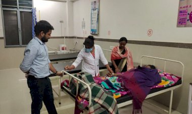 Sarguja News : कलेक्टर को फोन पर मिली एक्सीडेंट की सूचना तत्काल स्वास्थ्य विभाग और जिला प्रशासन को किया हाई अलर्ट मोड पर तत्काल मौके पर पहुची जिला प्रशासन की टीम