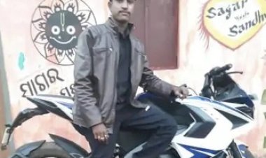 CG में सटोरियों से तंग आकर युवक ने की खुदकुशी : फांसी के फंदे पर लटका मिला शव…सुसाइड नोट में लिखा - ये 8 लोग मेरी मौत के जिम्मेदार…जाँच में जुटी पुलिस….