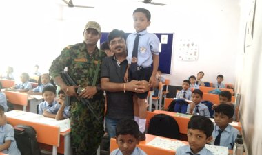 CG:बेमेतरा कलेक्टर ने किये बेरला के विभिन्न कार्यालयों का औचक निरीक्षण...रामपुर के गौठान में गोबर खरीदी की ली जानकारी..स्वामी आत्मानंद अंग्रेजी माध्यम स्कूल का निरीक्षण किये