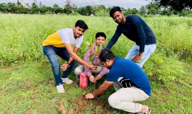 जन्मदिन  विशेष : युवा मित्र मंडली ने रोहन परिहार के जन्मदिन में किया पौधरोपण, पर्यावरण संरक्षण का दिया संदेश…