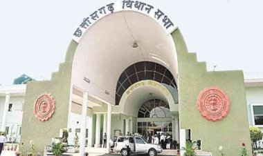 CG- 14580 शिक्षक भर्ती BIG NEWS: विधानसभा में शिक्षक भर्ती पर जमकर हंगामा... BJP विधायक ने स्कूल शिक्षा मंत्री को घेरा... तीखी नोंकझोंक… विधानसभा अध्यक्ष ने टाइम लिमिट तय करने के दिए निर्देश.....