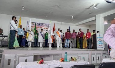 मस्तूरी स्थित सांदीपनि पब्लिक स्कूल में संपन्न हुआ छात्र परिषद का अलंकरण समारोह पढ़े पूरी खबर