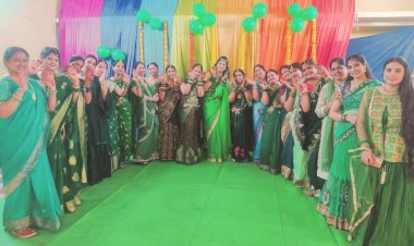 गोल्ड़न लेडीज ग्रुप पंडरिया  द्वारा सावन  उत्सव का  भव्य् आयोजन।