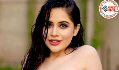Urfi Javed In Transparent Dress : Urfi Javed को पारदर्शी कपड़े में देख मच गया बवाल, सड़कों पर भी ऐसे आउटफिट पहनकर चलने लगी, संभाले नहीं संभली भीड़...
