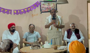 दुर्ग शहर जिला कांग्रेस कमेटी उपाध्यक्ष फतेह सिंह भाटिया के जन्मदिन के अवसर पर बधाईयो का लगा रहा ताता..