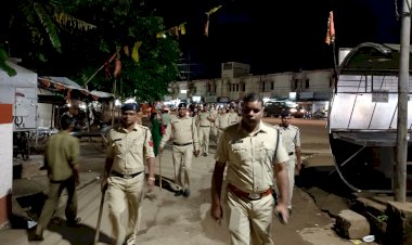 CG अनिश्चितकालीन हड़ताल BREAKING: कर्मचारियों के हड़ताल के मद्देनजर बढ़ाई गई सुरक्षा व्यवस्था... पुलिस की तगड़ी चाक-चौबंद व्यवस्था... जिलों से मंगाए गए बल... 3 IPS, 16 ASP और 21 DSP संभालेंगे कमान... देखें लिस्ट....