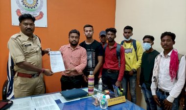 बस्तर फ़ाईटर भर्ती प्रक्रिया में में गड़बड़ी का आरोप, उच्च स्तरीय जांच दल बनाने जनसभा के प्रतिनिधिमंडल ने पुलिस महानिरीक्षक के नाम सौंपा ज्ञापन