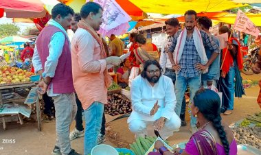 मुक्ति मोर्चा व जनता कांग्रेस छत्तीसगढ़ जे के नेता नवनीत चांद के नेतृव में संजय मार्केट से प्रारंभ हुआ,जिले की समस्याओं को लेकर जनसंवाद - भरत कश्यप
