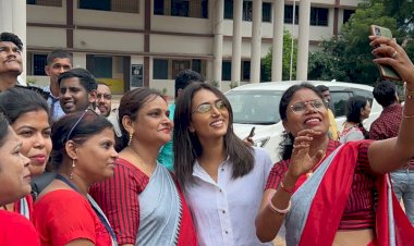 CG News : वेब सीरीज पंचायत की टीम ने देखा छत्तीसगढ़ में पंचायत में किस तरह का बखूबी करती है काम..सीजन-2 की सफलता के बाद 3 की प्लानिंग…