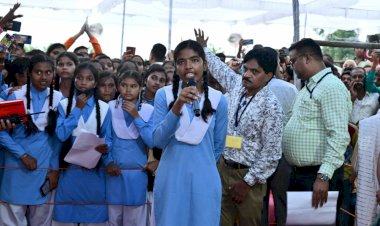 CG- प्रिंसिपल सस्पेंड: मुख्यमंत्री भूपेश ने प्राचार्या को निलंबित करने के दिए निर्देश... छात्रा की शिकायत पर हुई कार्रवाई... जानें मामला....