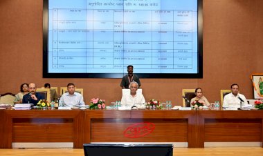 CG BREAKING: गंगरेल को आइलैंड बनाएंगे... कलेक्टर कांफ्रेंस शुरू... गंगरेल डेम में आईलैंड होगा विकसित... सीएम ने कहा- पर्यटन स्थलों में अच्छे होटल होना जरूरी... राम वन गमन परिपथ में आवासीय व्यवस्था....