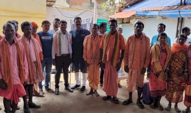 भूमि मुआवजा मिलने से खुश भेजापदर के बीस ग्रामीणों ने संसदीय सचिव रेखचंद जैन के नेतृत्व में कांग्रेस प्रवेश किया